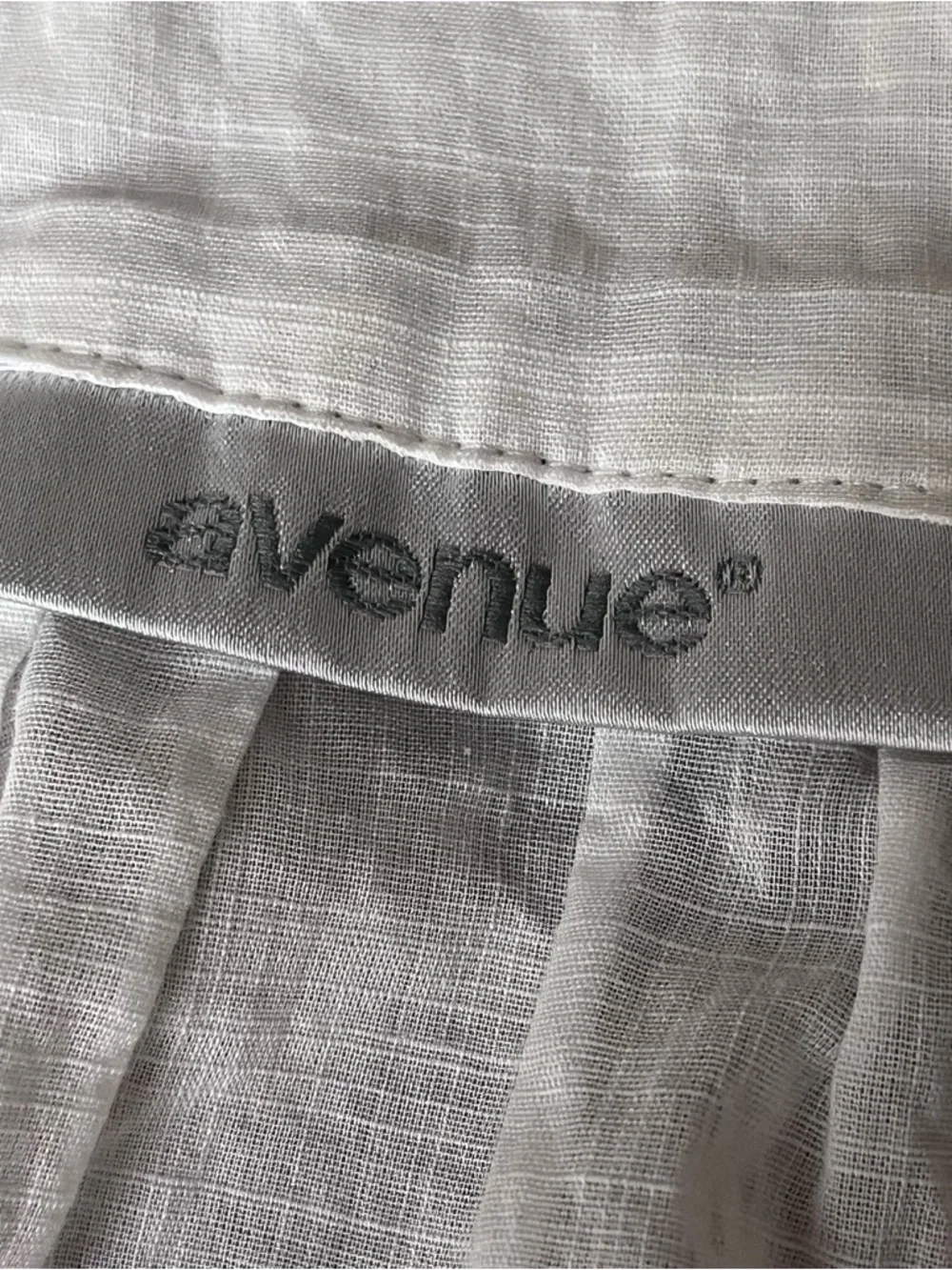 Avenue White Tunic Blouse 22/24 Plus Size Y2K Boho Embroidered Sleeveless Top - Picture 9 of 12